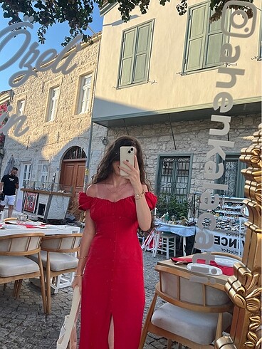 Zara kırmızı elbise