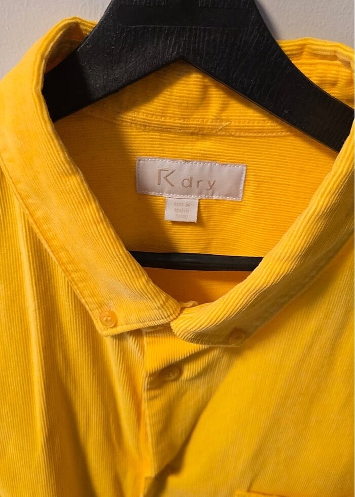 Sarı kadife gömlek - Görsel 2