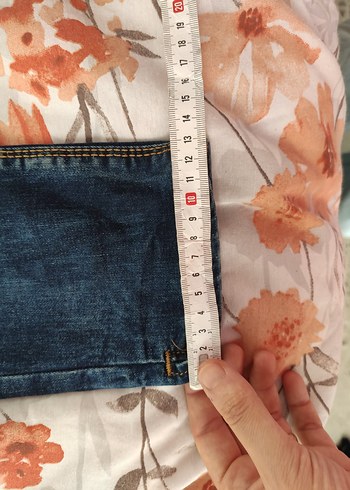 27 Beden mavi Renk Kadın Mavi Yırtık Denim Pantolon