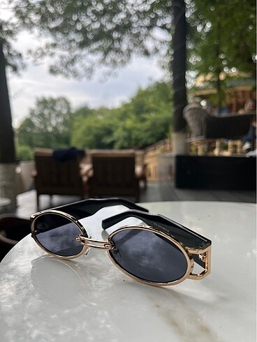 OVAL GOLD GÜNEŞ GÖZLÜĞÜ