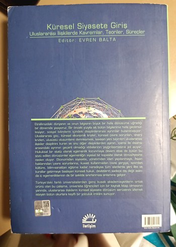 Küresel Siyasete Giriş - Evren Balta - Görsel 2