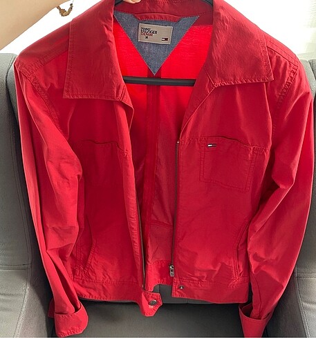 m Beden kırmızı Renk Hilfiger ceket