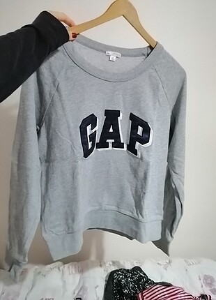 Gap, sweat 