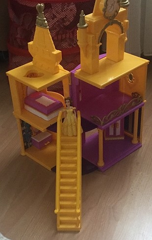 Disney Belle Şato