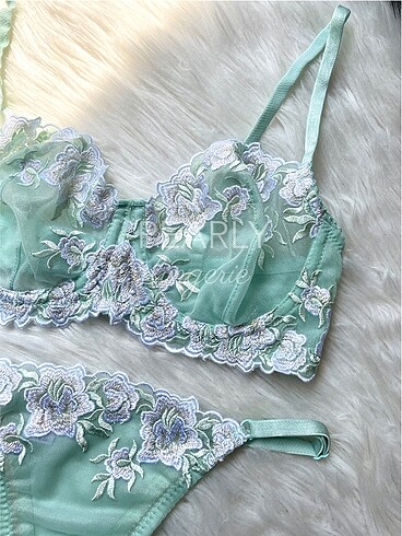 Victoria s Secret bralet takım