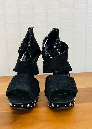 Deichmann Siyah Platform Topuklu Gotik Tokalı Ayakkabı