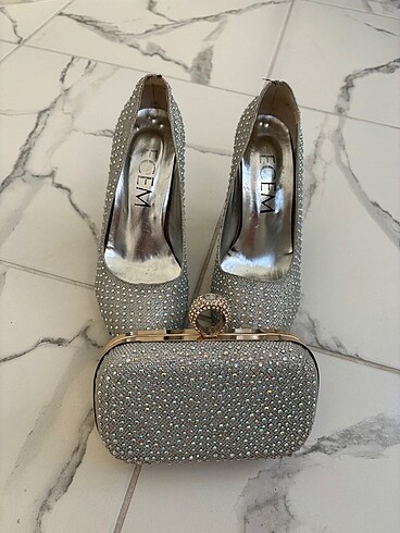 abiye gümüş taşlı ayakkabı ve çanta