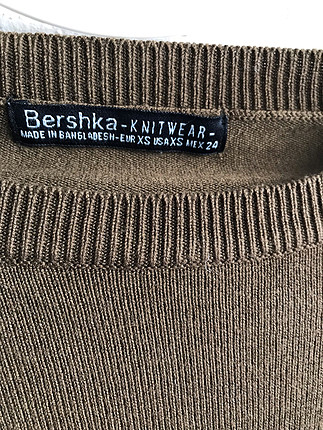 34 Beden Bershka kazak