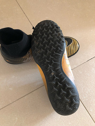Nike erkek çocuk halı saha ayakkabı 40,5 numara