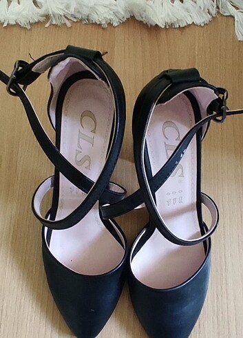 Flo Ayakkabı Kisa topuklu ayakkabi