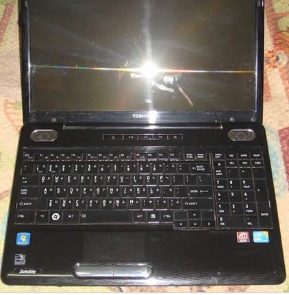  Beden siyah Renk Toshiba l 500 Laptop