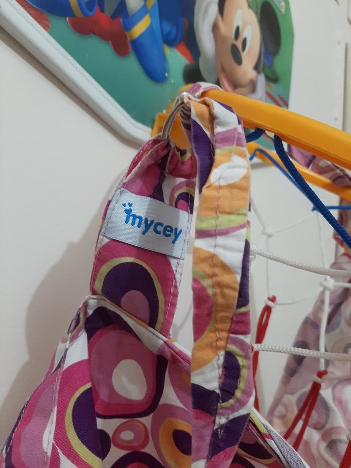 Renkli Desenli Emzirme örtüsü - Görsel 4