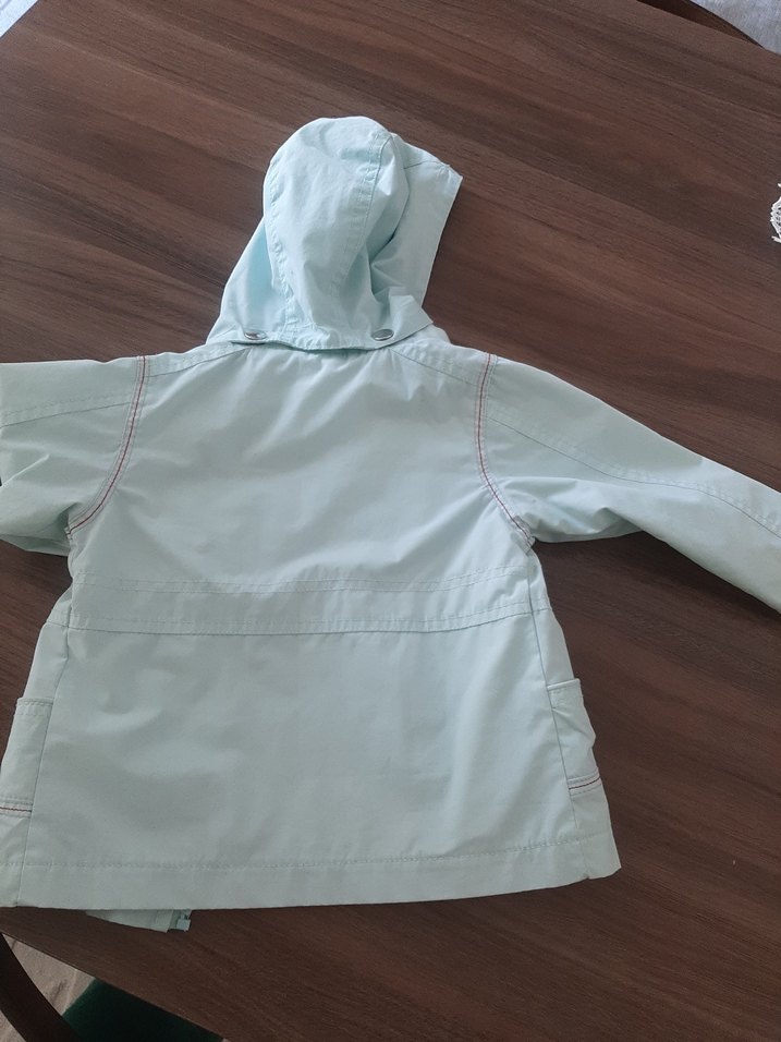 Kapüşonlu Mavi Nakışlı Kız Çocuk Yağmurluk - Görsel 5