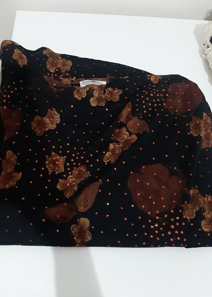 Kadın gold detaylı bluz - Görsel 3