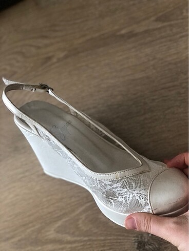 Diğer Düğün ayakkabısı dolgu topuk dantelli