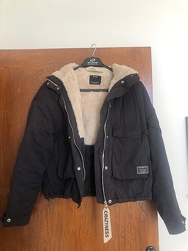 bershka mont