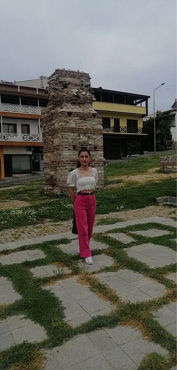 Pembe kot pantolon