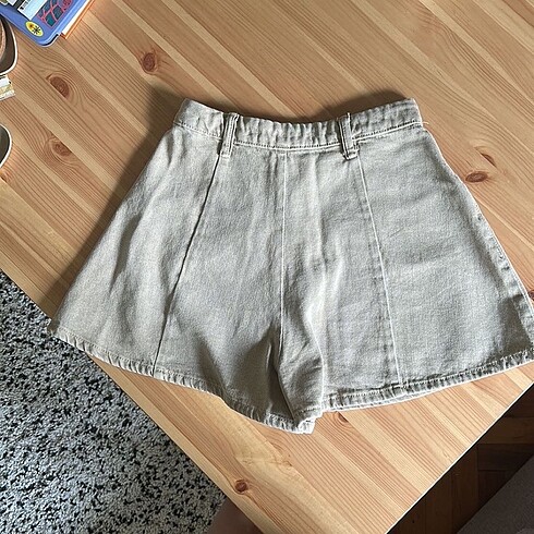 xs Beden Bershka Şort