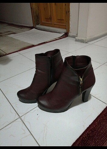 39 Beden bordo Renk Bordo bot