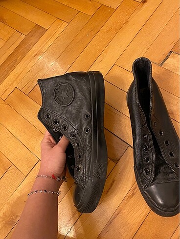 39 Beden siyah deri converse