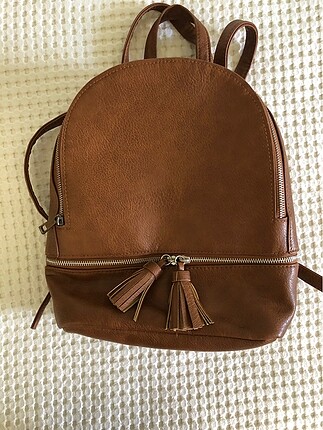 Stradivarius kahverengi sırt çantası