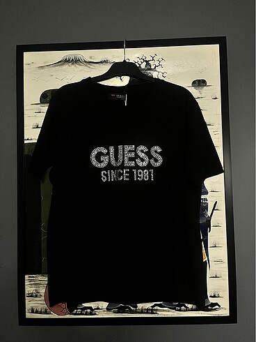 Taşlı Tişört Guess