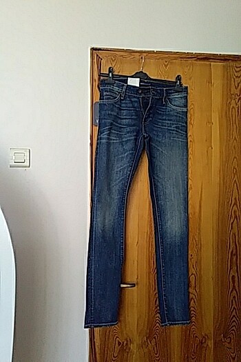 levis sıfır kot pantolon