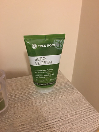 Yves rocher yüz yıkama jeli