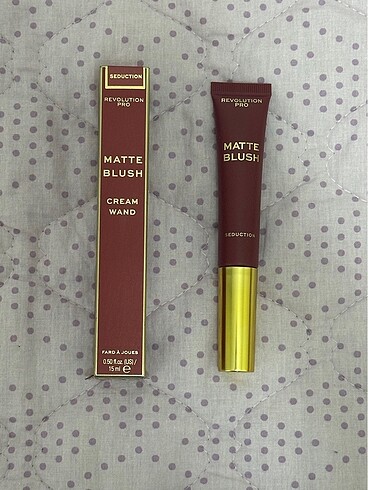 Revolution Revolution Pro Matte Blush Wand