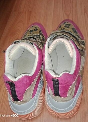 Diğer Leoparlı Spor ayakkabı