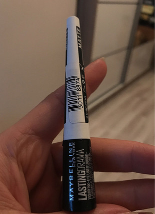 Maybeline eyeliner