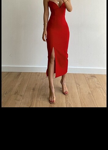 İp askılı midi boy kırmızı elbise - Görsel 3