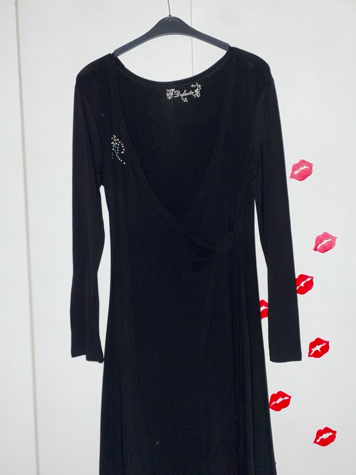 Uzun Kollu V Yakalı Siyah Elbise - Görsel 2