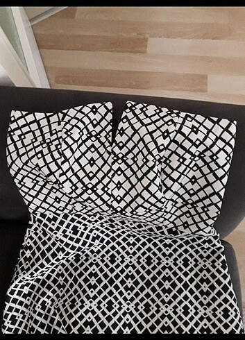 Trendyol & Milla Straplez siyah beyaz desenli elbise
