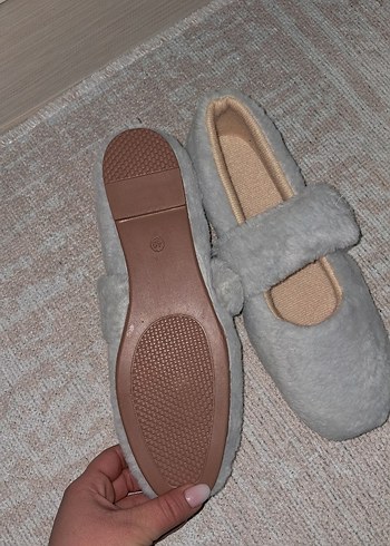 Gri Sıcak Kürklü Ev Babeti - Görsel 4