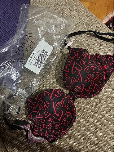 Victoria?s Secret Sütyen