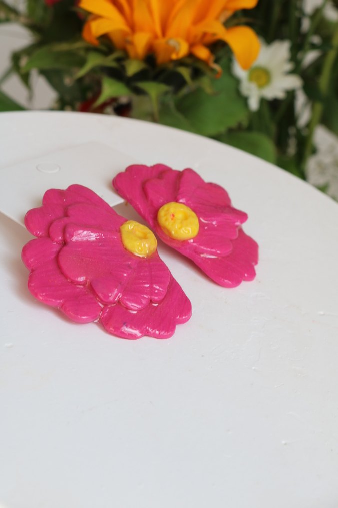 Pembe Çiçek Desenli Mini Küpe - Görsel 5