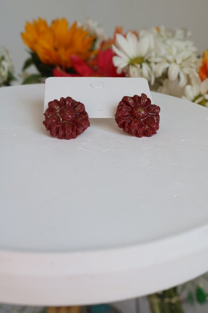 Kırmızı Boncuklu Mini Çiçek Küpeler - Görsel 5