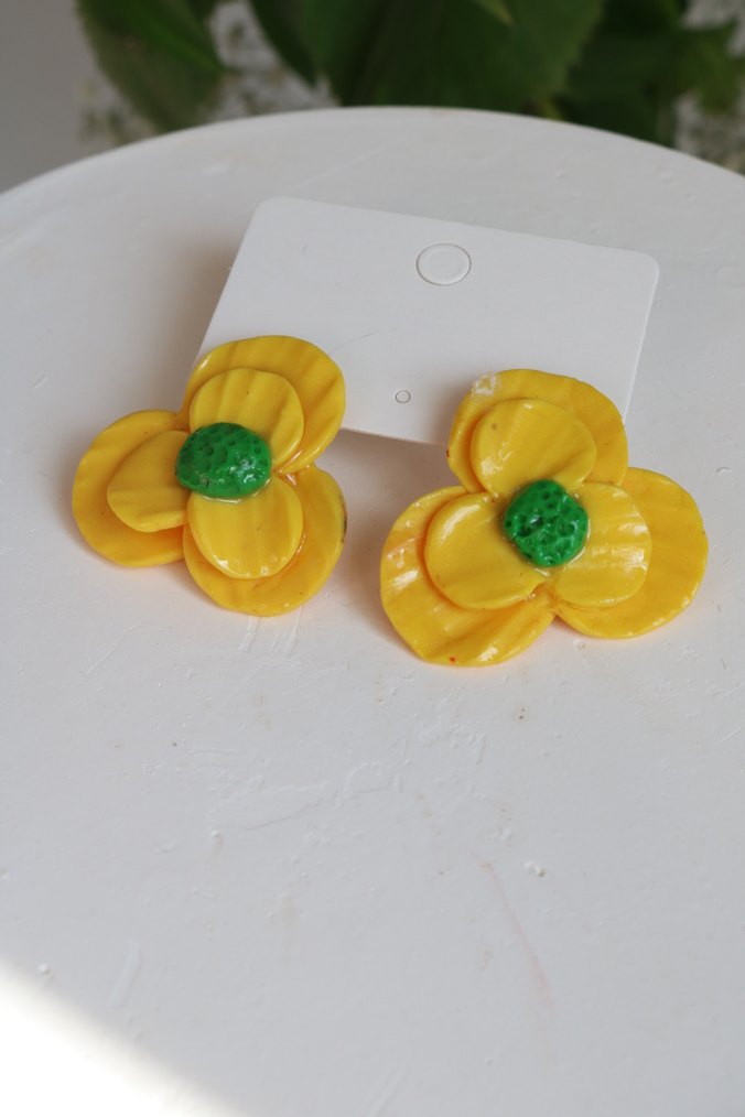 Sarı Çiçekli Mini Bohem Küpe - Görsel 3