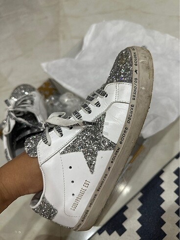 Golden goose