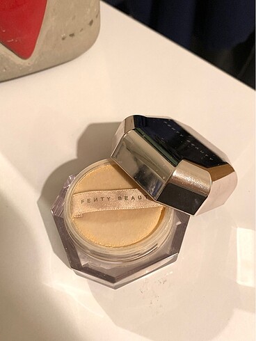 Beden Fenty Beauty Pro Filt'r Mini Instant Retouch - Sabitleyici Pudra