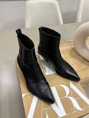 ZARA SİVRİ BURUN BOT