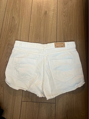 Stradivarius Beyaz Stradivarius şort