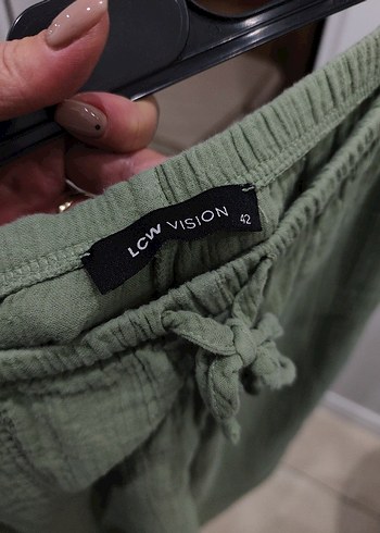 LC Waikiki Kadın Yeşil Pamuklu Bol Kesim Pantolon - Görsel 4