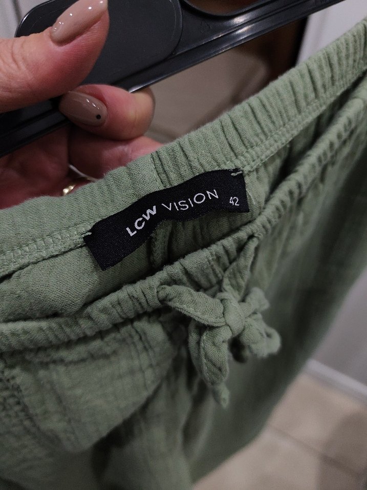 LC Waikiki Kadın Yeşil Pamuklu Bol Kesim Pantolon - Görsel 4