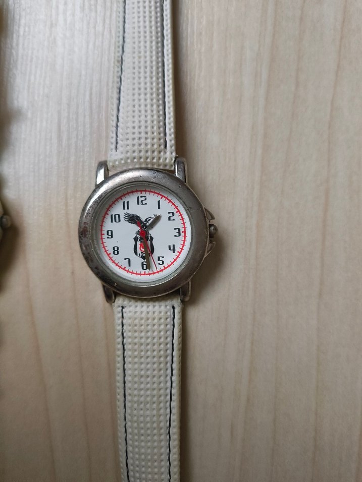 ÇOCUK SAATLERİ #çocuk#saat#beşiktas#harrypotte Vintage Saatleri - Görsel 2