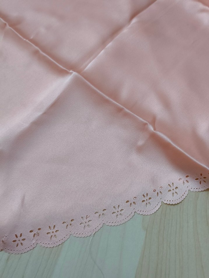 Pastel Bej Masa Örtüsü - Görsel 2