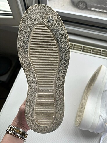 37 Beden Bershka sneaker