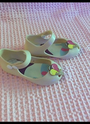 Zara 26 numara ama 25 de olur