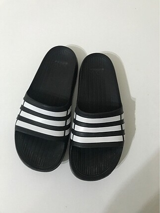 Terlik adidas
